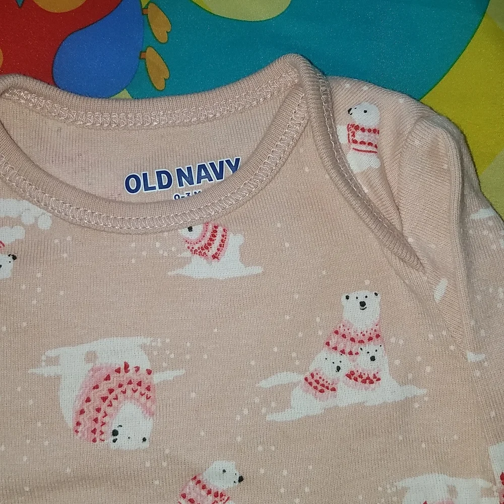 🌞 Old Navy pink polar bear onesie